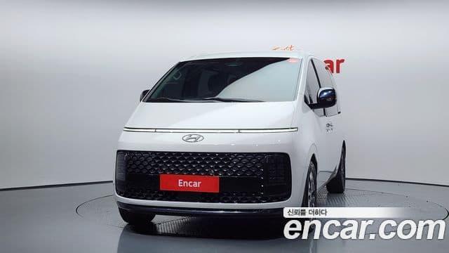 Hyundai Staria Prestige, 2023 3