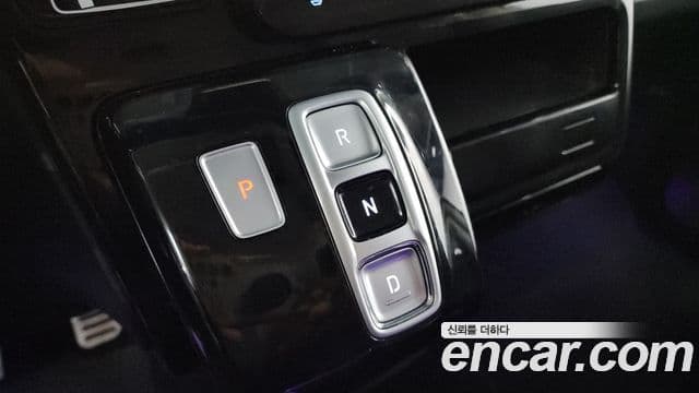 Hyundai Staria Prestige, 2023 9