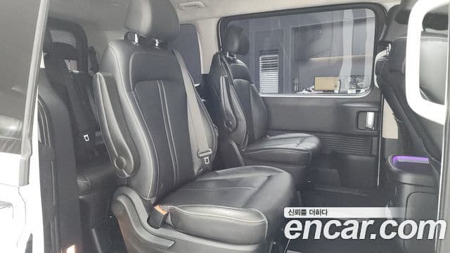 Hyundai Staria Prestige, 2023 12