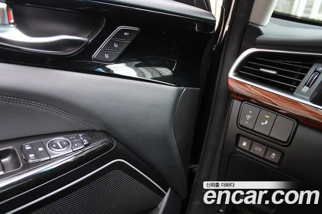 Kia All New K7 Noblesse, 2017 11
