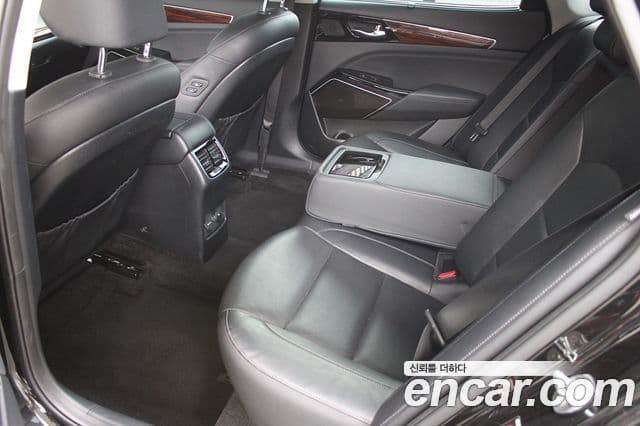 Kia All New K7 Noblesse, 2017 17