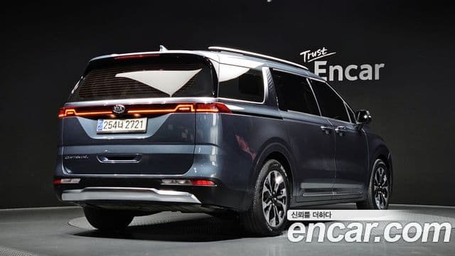 Kia Carnival 4세대 Signature, 2021 2