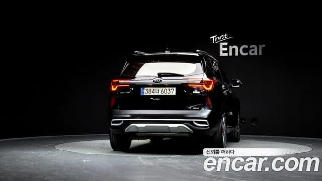 Kia Seltos Signature, 2022 4