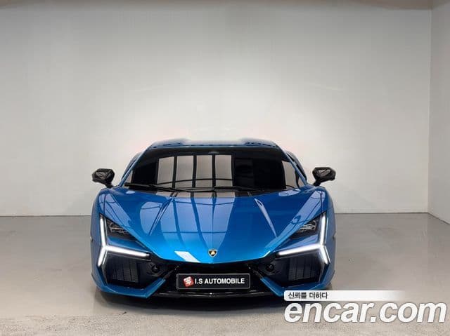 Lamborghini 레부엘토, 2025 2