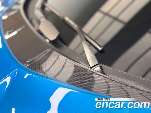 Lamborghini 레부엘토, 2025 11