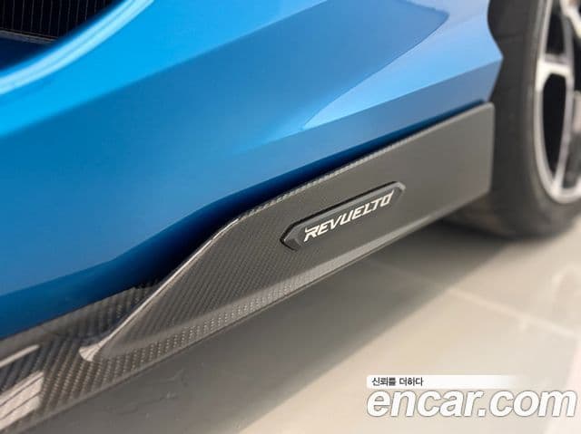 Lamborghini 레부엘토, 2025 14