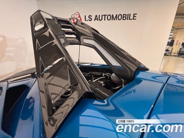 Lamborghini 레부엘토, 2025 17