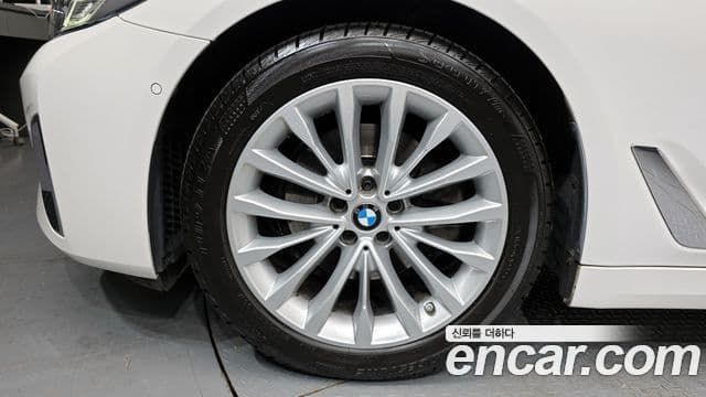 BMW 5시리즈 (G30) Luxury, 2022 все фото