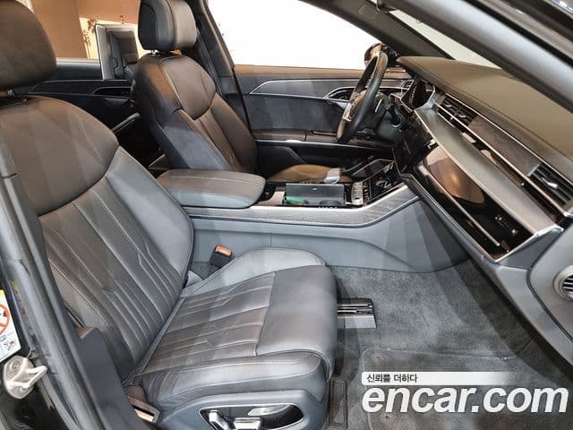 Audi A8 (D5) 55 TFSI Quattro Premium LWB, 2023 10