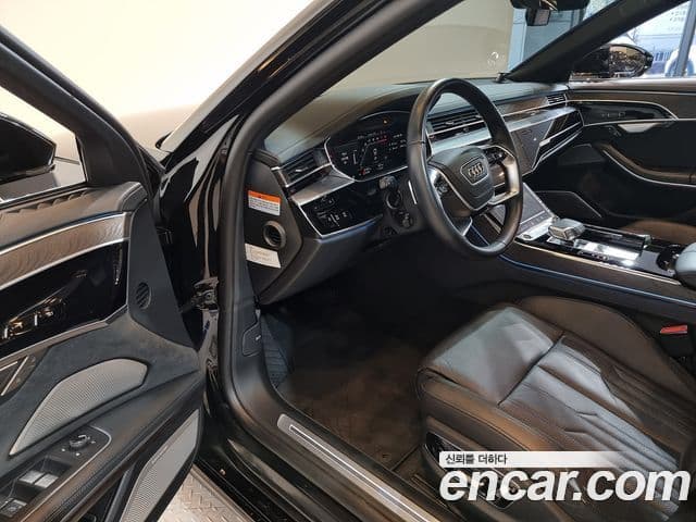 Audi A8 (D5) 55 TFSI Quattro Premium LWB, 2023 13