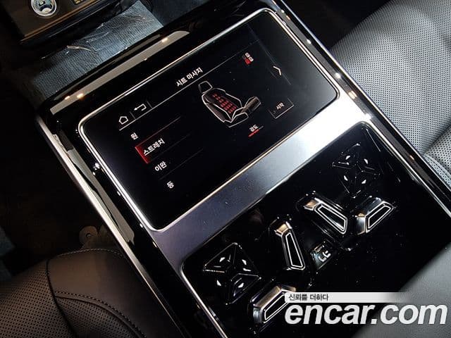 Audi A8 (D5) 55 TFSI Quattro Premium LWB, 2023 14