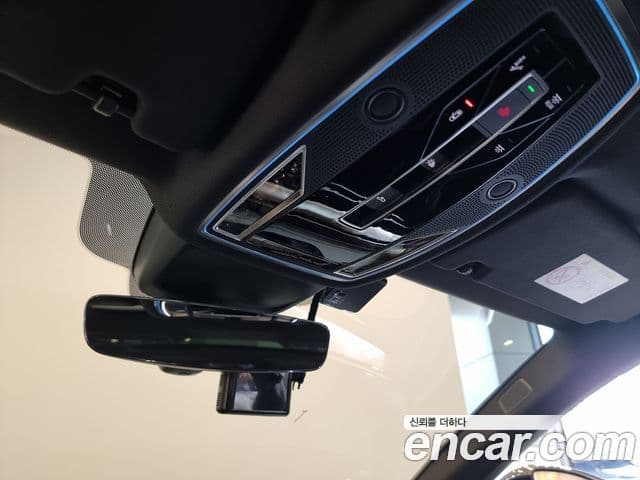 Audi A8 (D5) 55 TFSI Quattro Premium LWB, 2023 17