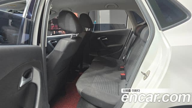 Volkswagen 폴로 5세대, 2014 13