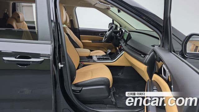 Kia Carnival 4세대 Prestige, 2022 11