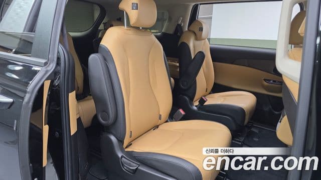 Kia Carnival 4세대 Prestige, 2022 12