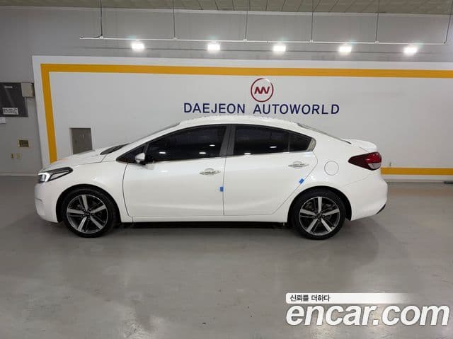 Kia The / новый New K3 Style, 2017 3