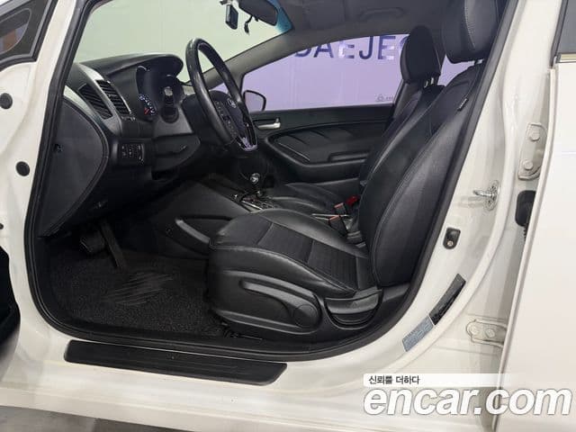 Kia The / новый New K3 Style, 2017 10