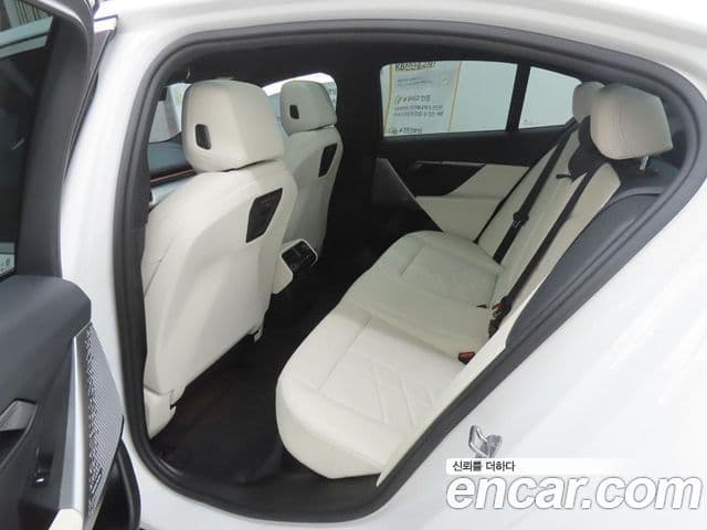 BMW 5시리즈 (G60) 523d M Sport, 2024 6