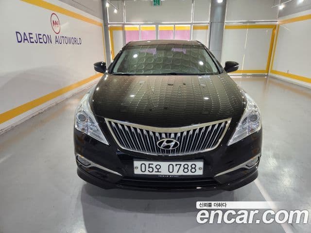 Hyundai Grandeur HG HG240 Modern Collection, 2017 1