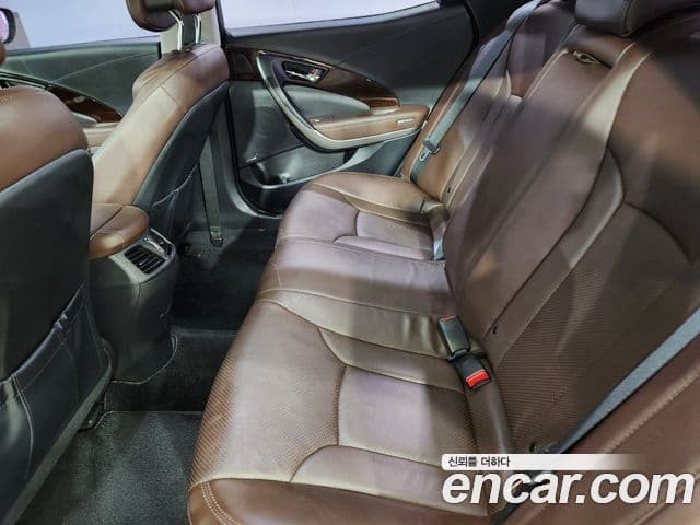 Hyundai Grandeur HG HG240 Modern Collection, 2017 9