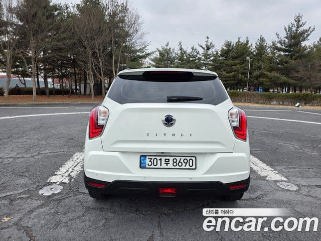 KG모빌리티(SsangYong) Berry New Tivoli V3, 2021 все фото