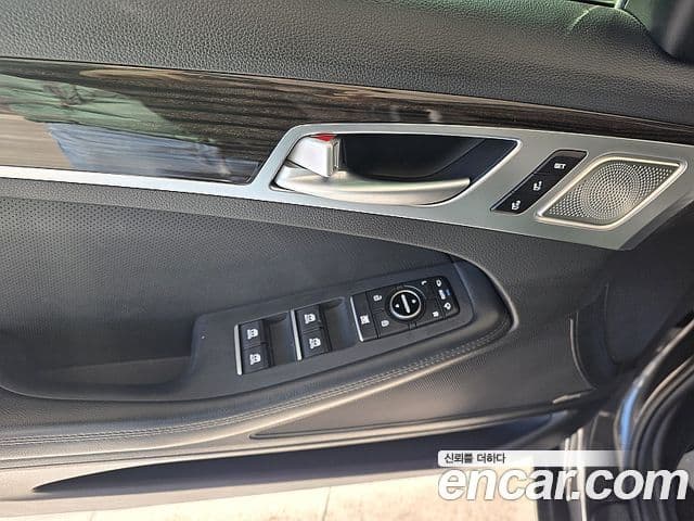 Genesis G80 Premium Luxury, 2018 18