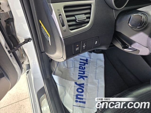 Hyundai The / новый New Avante Style, 2014 16