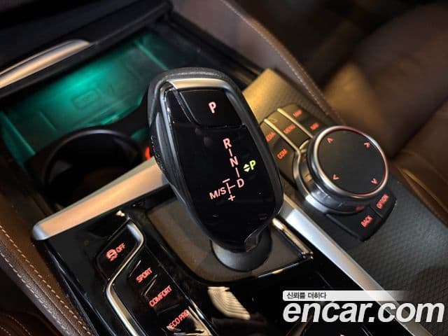 BMW 5시리즈 (G30) 523d M Sport, 2023 9