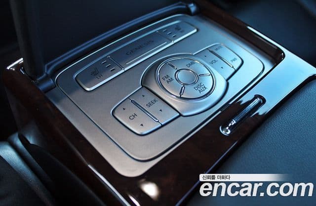 Hyundai Genesis Prime Pack, 2010 14