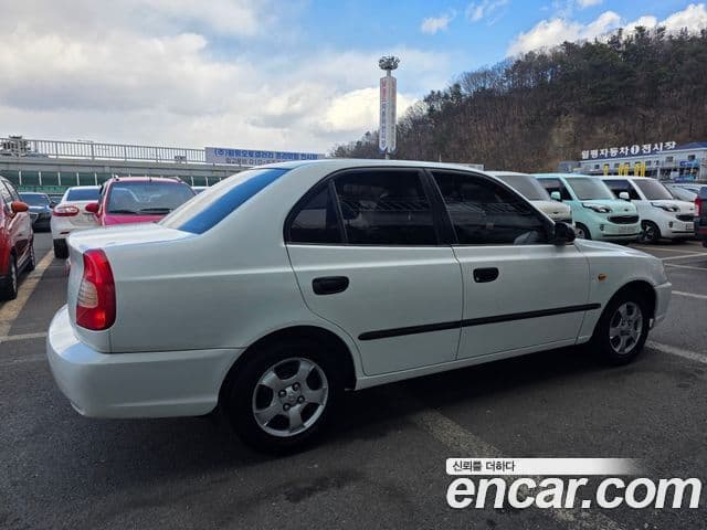 Hyundai 베르나 빌트인캠2 — базовая версия - Built-in Cam 2, 2001 все фото