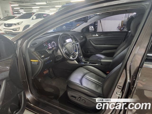 Hyundai LF Sonata 2.0 Smart, 2015 10