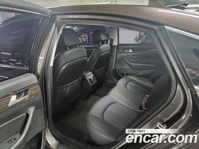 Hyundai LF Sonata 2.0 Smart, 2015 13