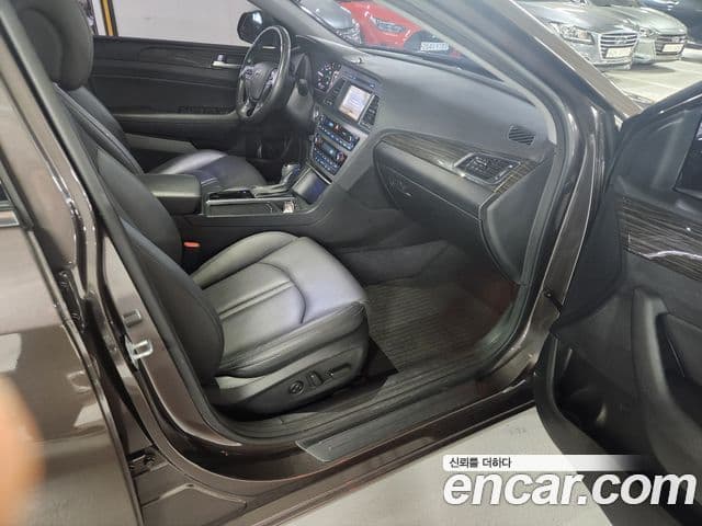 Hyundai LF Sonata 2.0 Smart, 2015 16