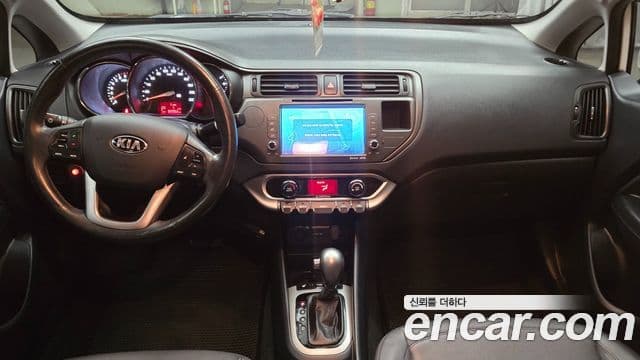 Kia All New Pride Deluxe, 2014 10