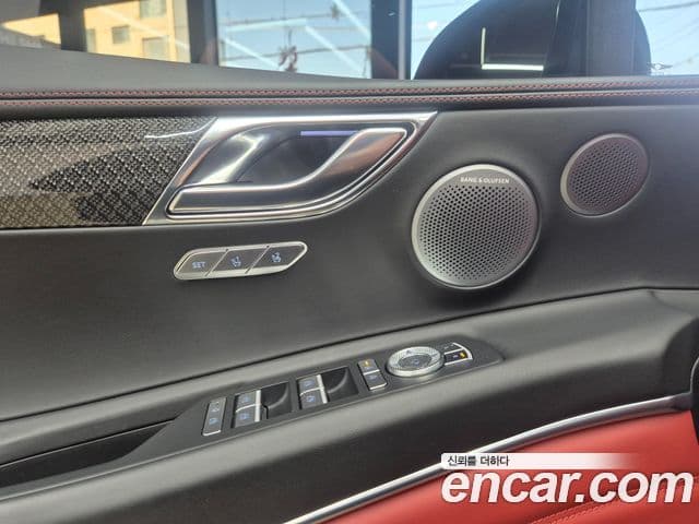 Genesis GV80 купе чёрный, 2024 16