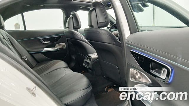 Mercedes-Benz E-класс W214, 2025 10