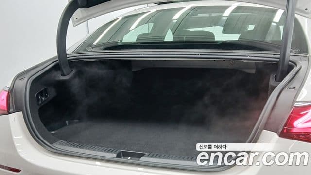 Mercedes-Benz E-класс W214, 2025 11