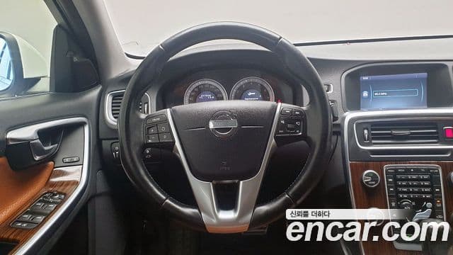 Volvo S60 2세대, 2012 12