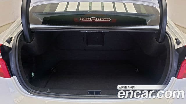 Volvo S60 2세대, 2012 18