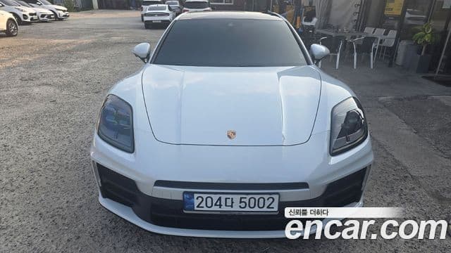 Porsche Panamera (976)