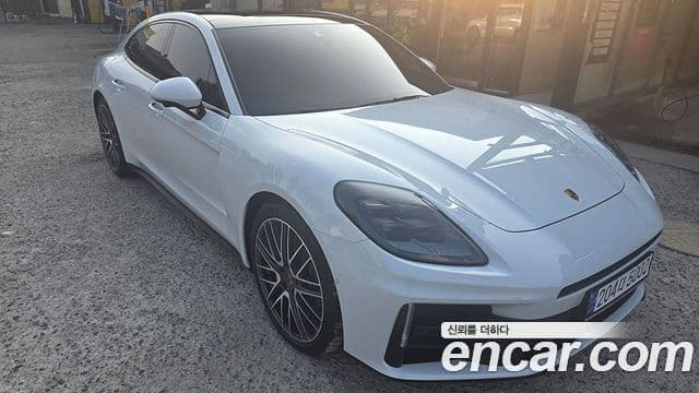 Porsche Panamera (976), 2024 3