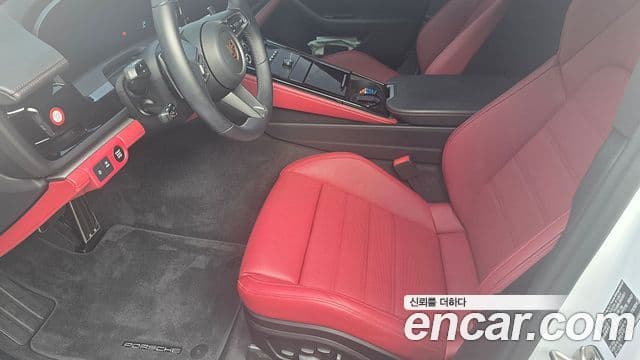 Porsche Panamera (976), 2024 8