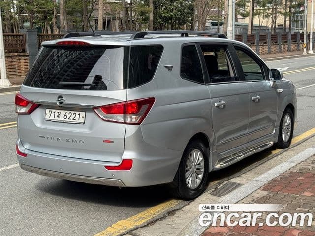 KG모빌리티(SsangYong) Korando 투리스모 2WD KX 11인승, 2018 2