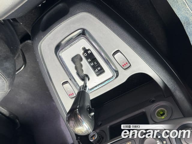 KG모빌리티(SsangYong) Korando 투리스모 2WD KX 11인승, 2018 9