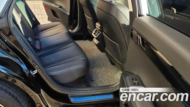 Hyundai Grandeur гибрид (GN7) Premium, 2024 9