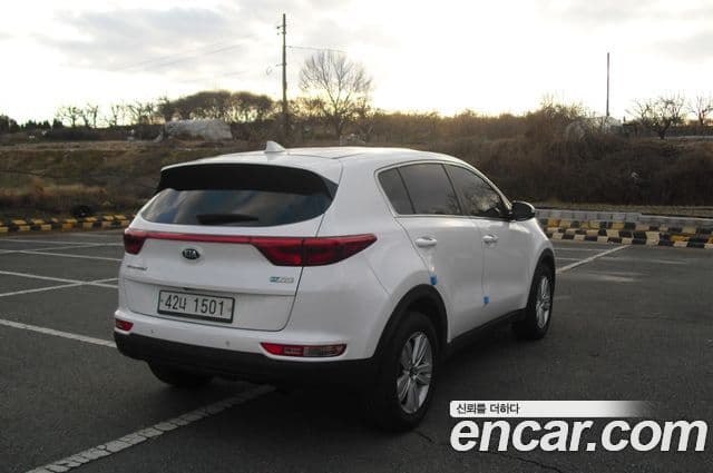 Kia Sportage 4세대 дизель 1.7 2WD Trendy, 2018 все фото