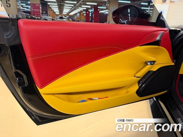 Ferrari 로마 3.9 Spyder, 2024 14