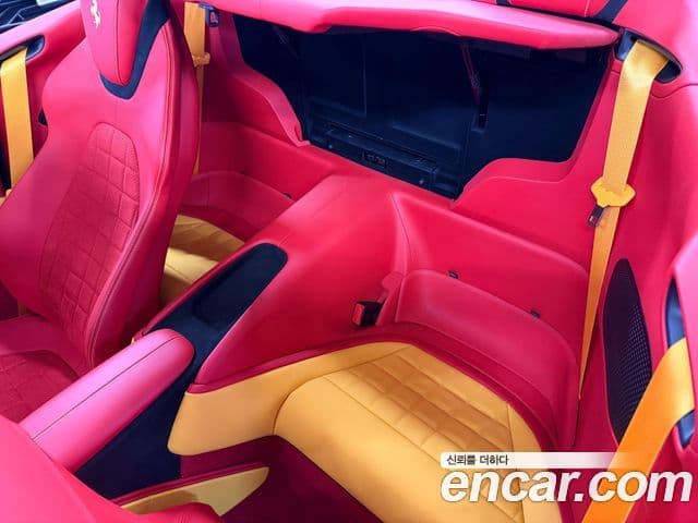 Ferrari 로마 3.9 Spyder, 2024 18