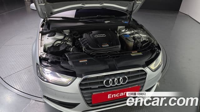 Audi New A4 B8, 2014 6