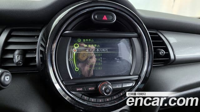 Mini Cooper D 3세대, 2018 16